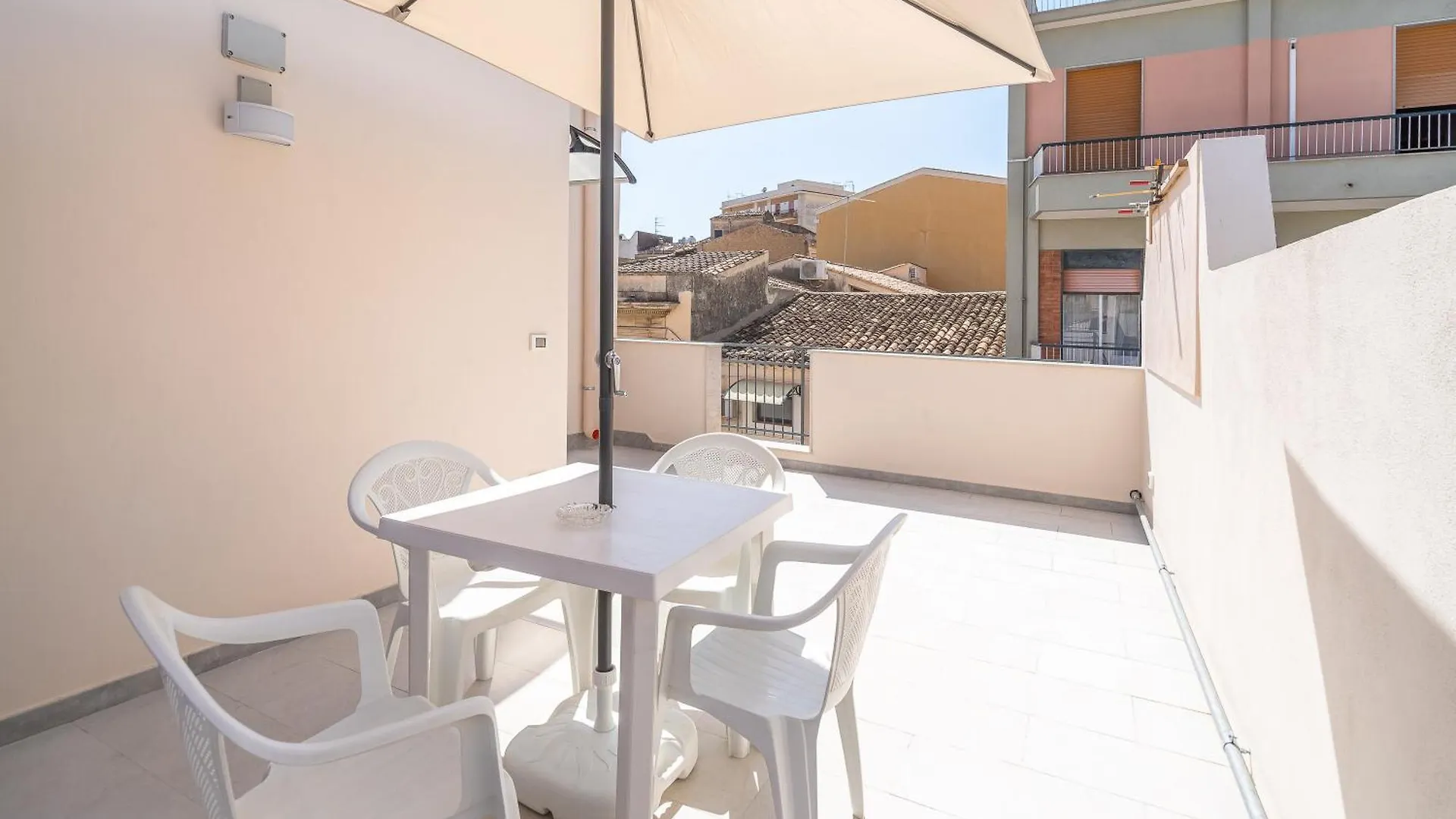 Hotel Il Cappello Sulle 23 Avola