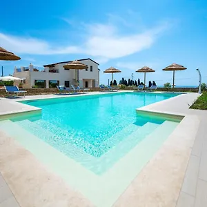  Frühstückspension Carmiano Luxury Bedrooms In In The Province Of Syracuse With And Swimming Pool And Wonderful Seaview